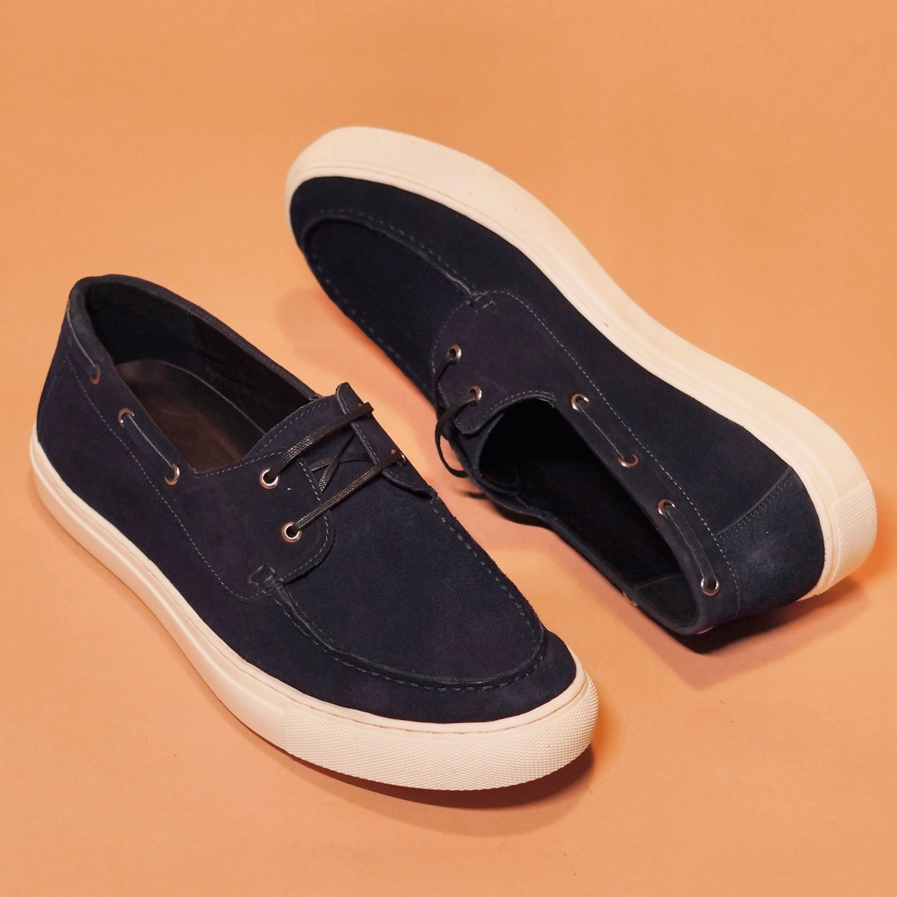 Barco Celesto | Rich blue suede boat sneakers